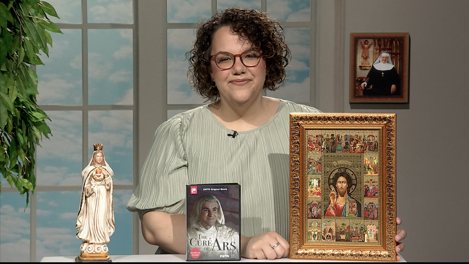 EWTN Religious Catalogue Immaculate Heart of Mary Queen of Heaven Statue